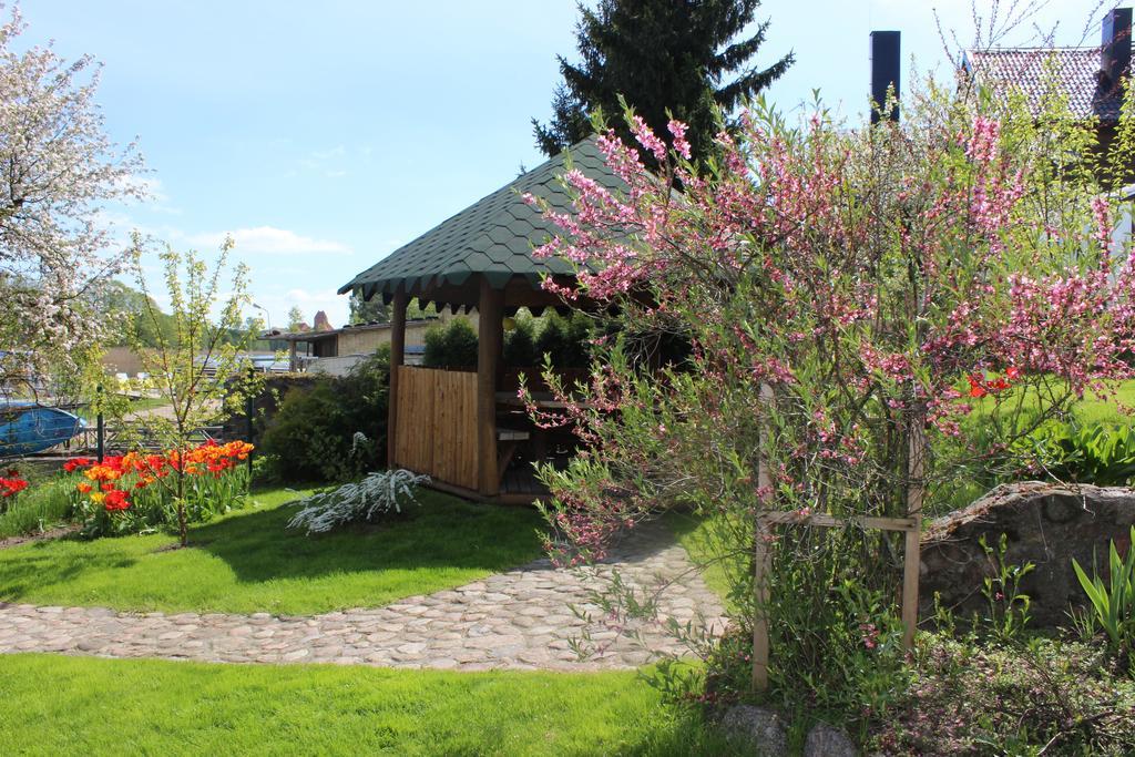 Augutes Zurlienes Apartamentai Trakai Exterior foto