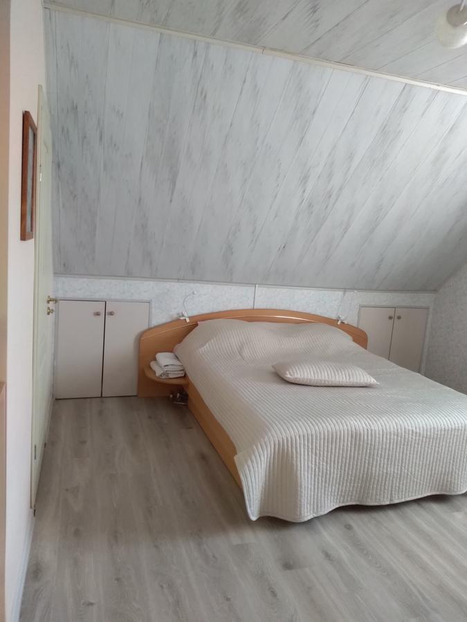 Augutes Zurlienes Apartamentai Trakai Exterior foto